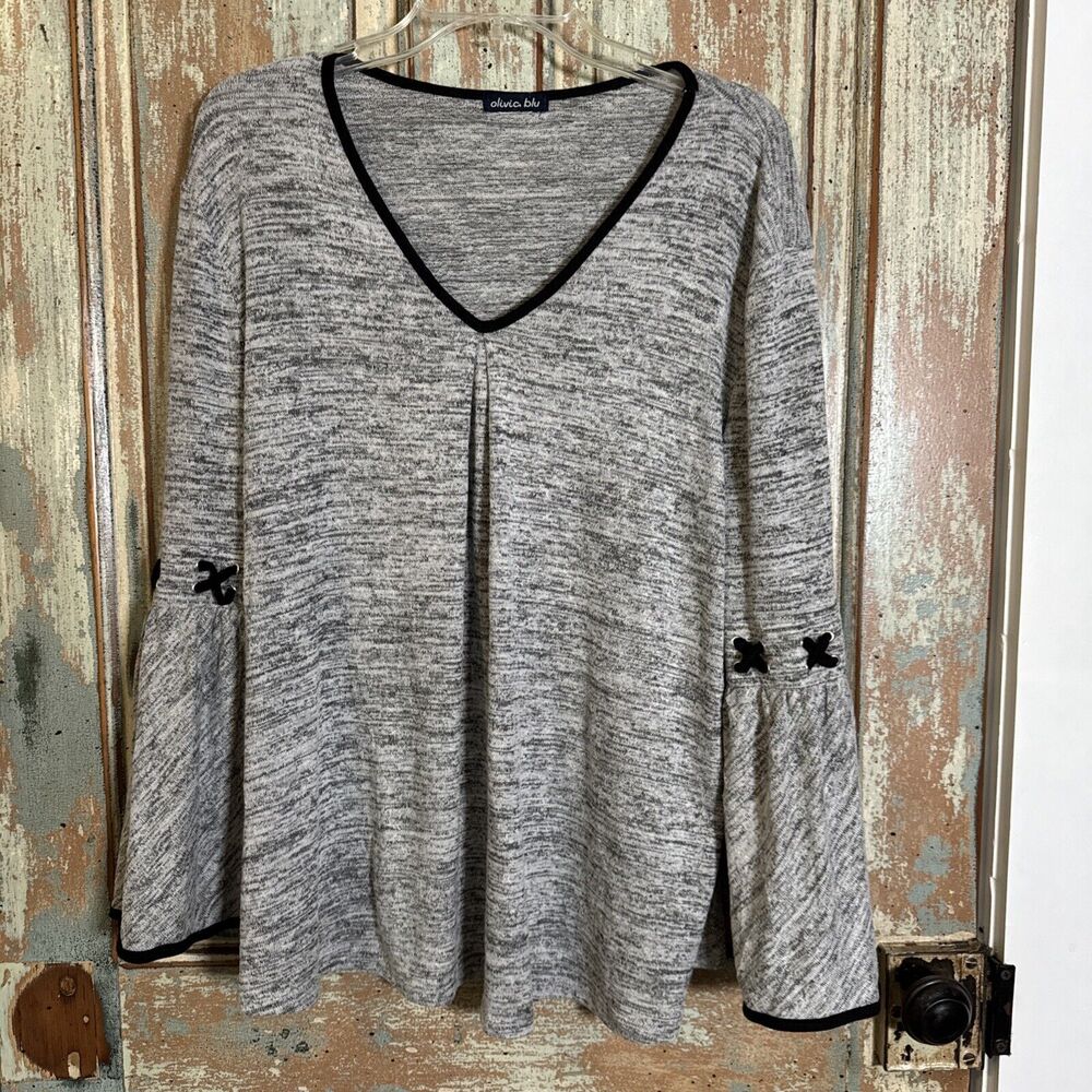 Olivia Blu Sweater Tunic Gray Black Trim Flared Sleeves No Size Tag